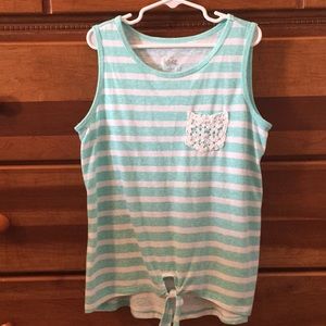 Girl’s mint green and white tank top